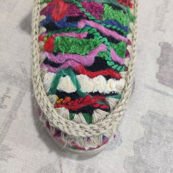 Mou Mou Cozy Chunky Woven - Picture 7 of 11